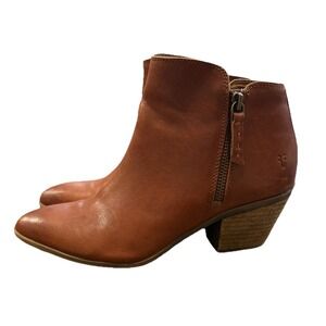 FRYE Judith Double Zip Leather Ankle Boots in Whiskey Brown Size 8